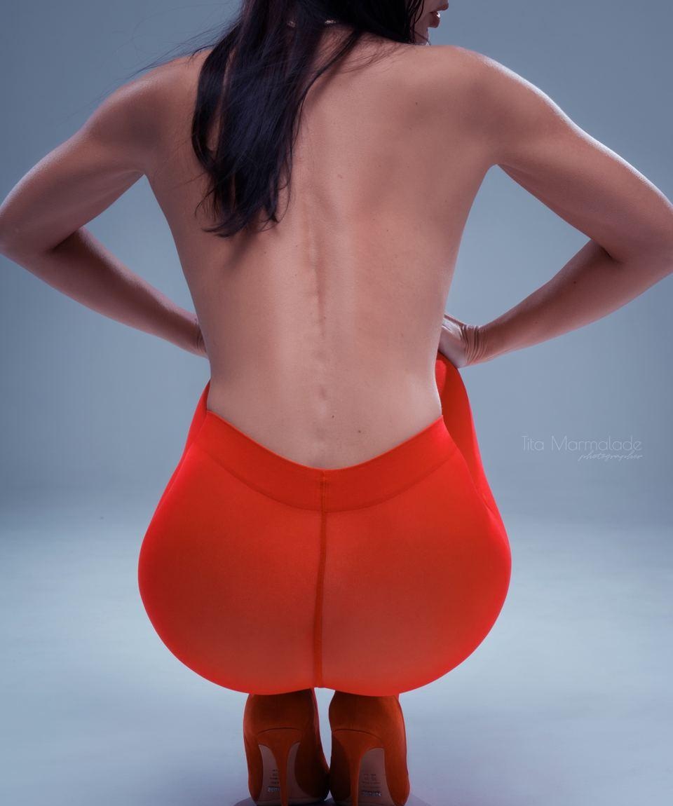 Римма привлекальеная девушка из Саяногорск цена от 4000 руб