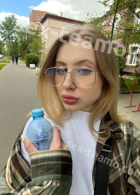 Инга привлекательная девушка из Саяногорск цена от 3000 руб