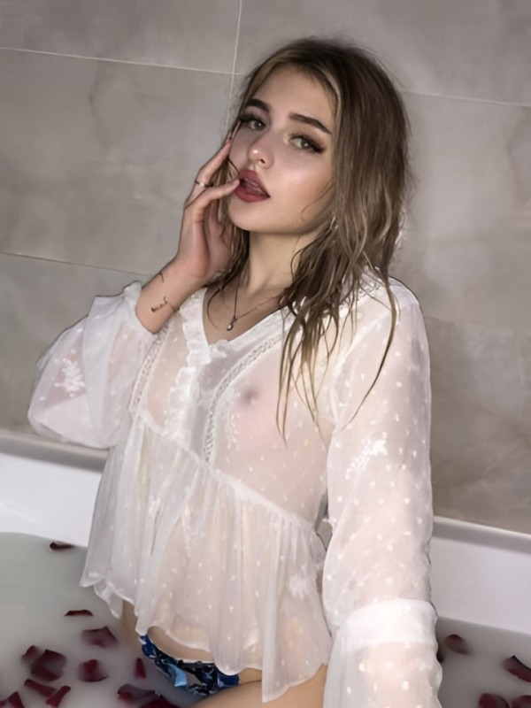 Алиана привлекательная девушка из Саяногорск цена от 2500 руб