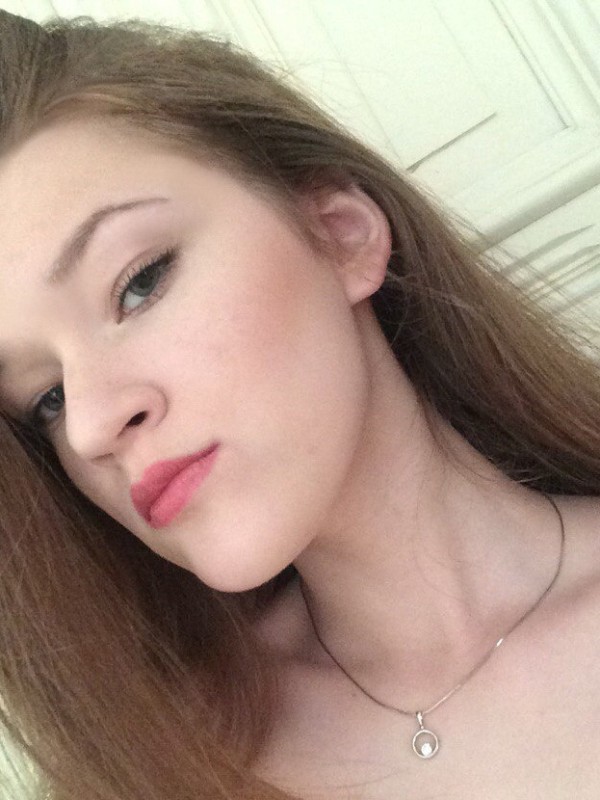 Надя привлекательная девушка из Саяногорск цена от 3500 руб