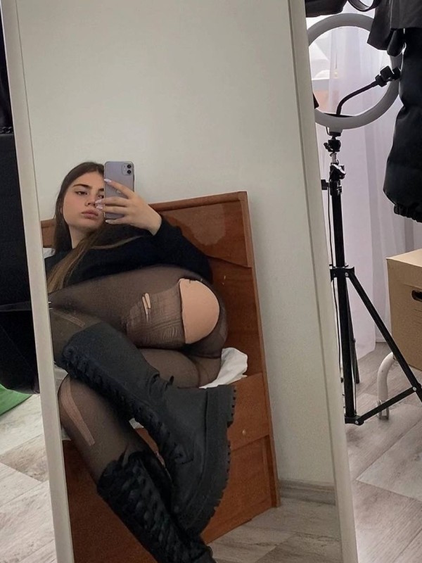 Жанна привлекательная девушка из Саяногорск цена от 5000 руб